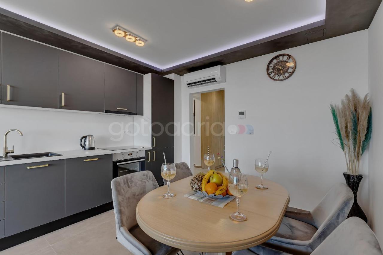 Luxury Seaview Apt Luki - Free Parking Makarska Exterior foto