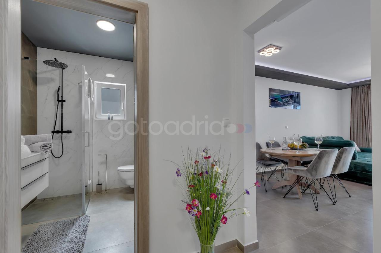 Luxury Seaview Apt Luki - Free Parking Makarska Exterior foto