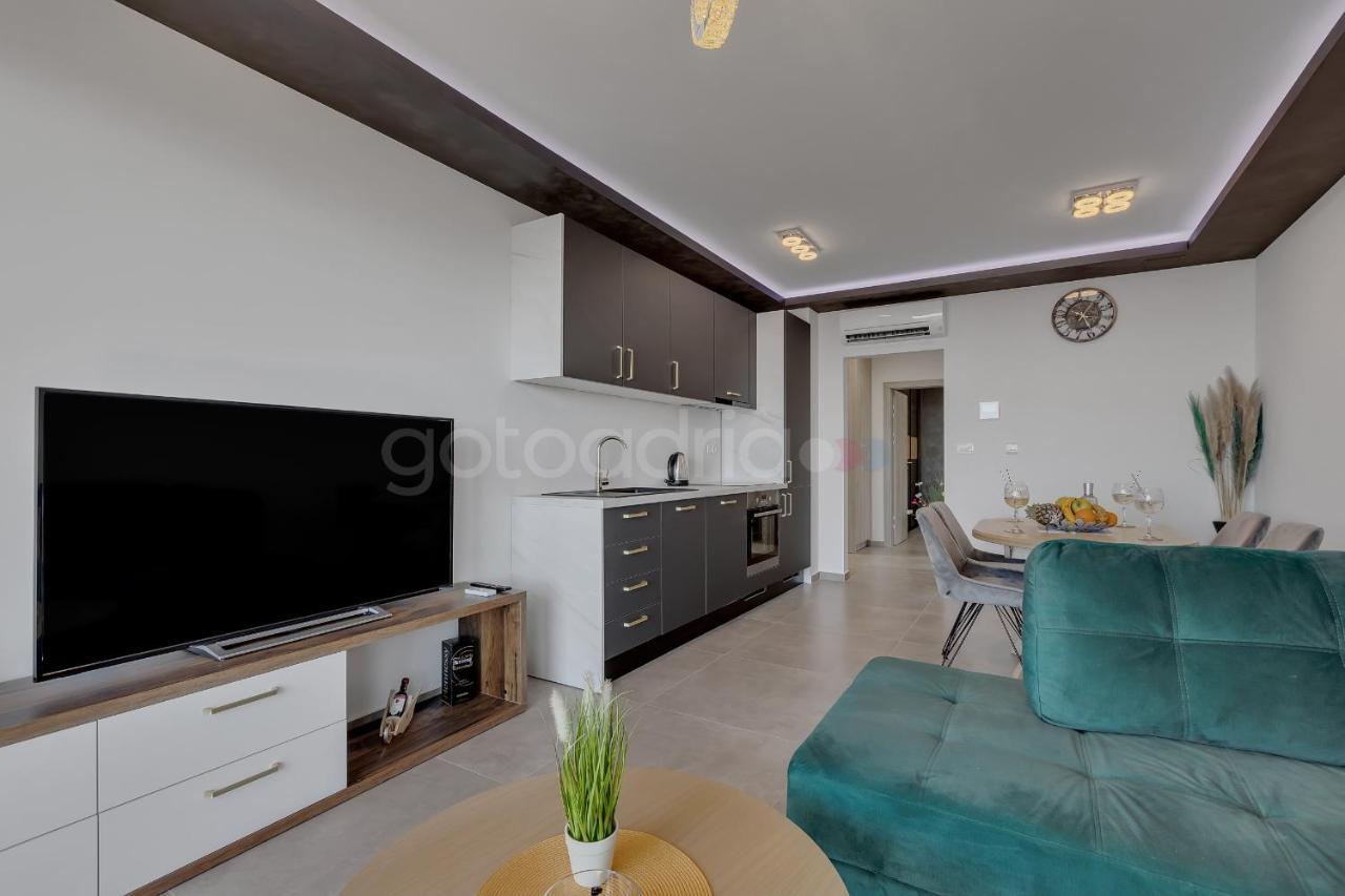 Luxury Seaview Apt Luki - Free Parking Makarska Exterior foto